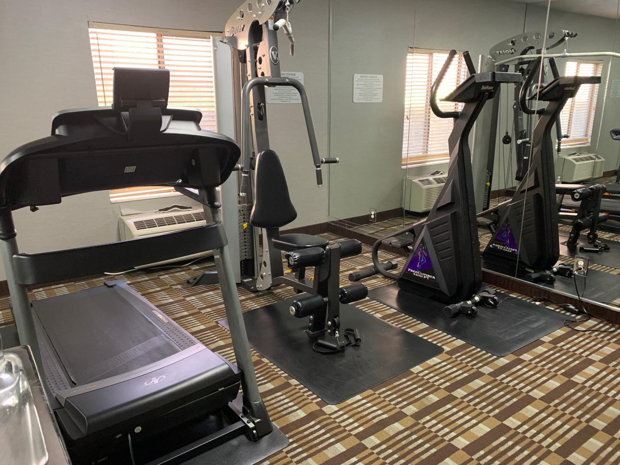 Quality Inn & Suites Quantico Stafford Εξωτερικό φωτογραφία