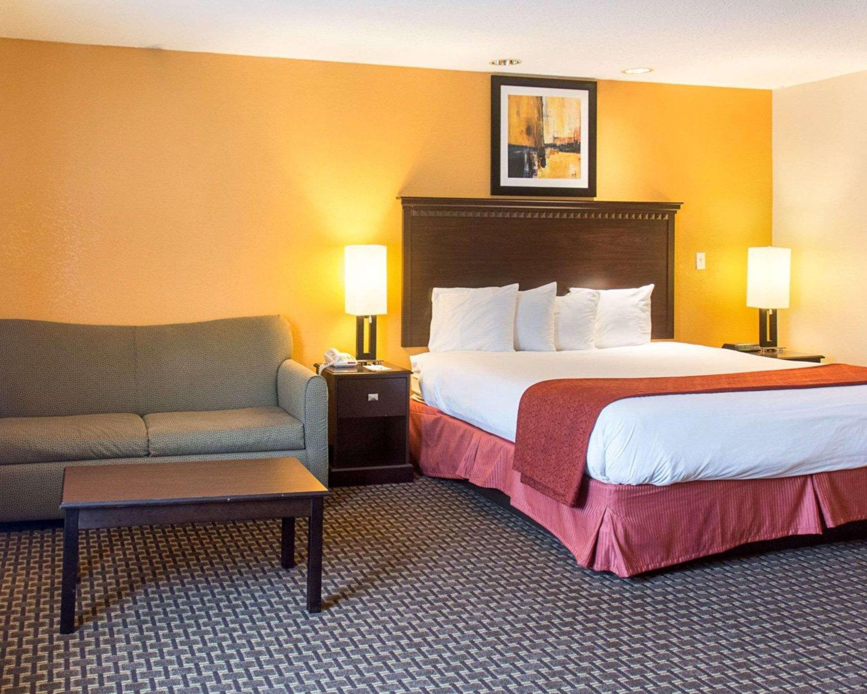 Quality Inn & Suites Quantico Stafford Εξωτερικό φωτογραφία