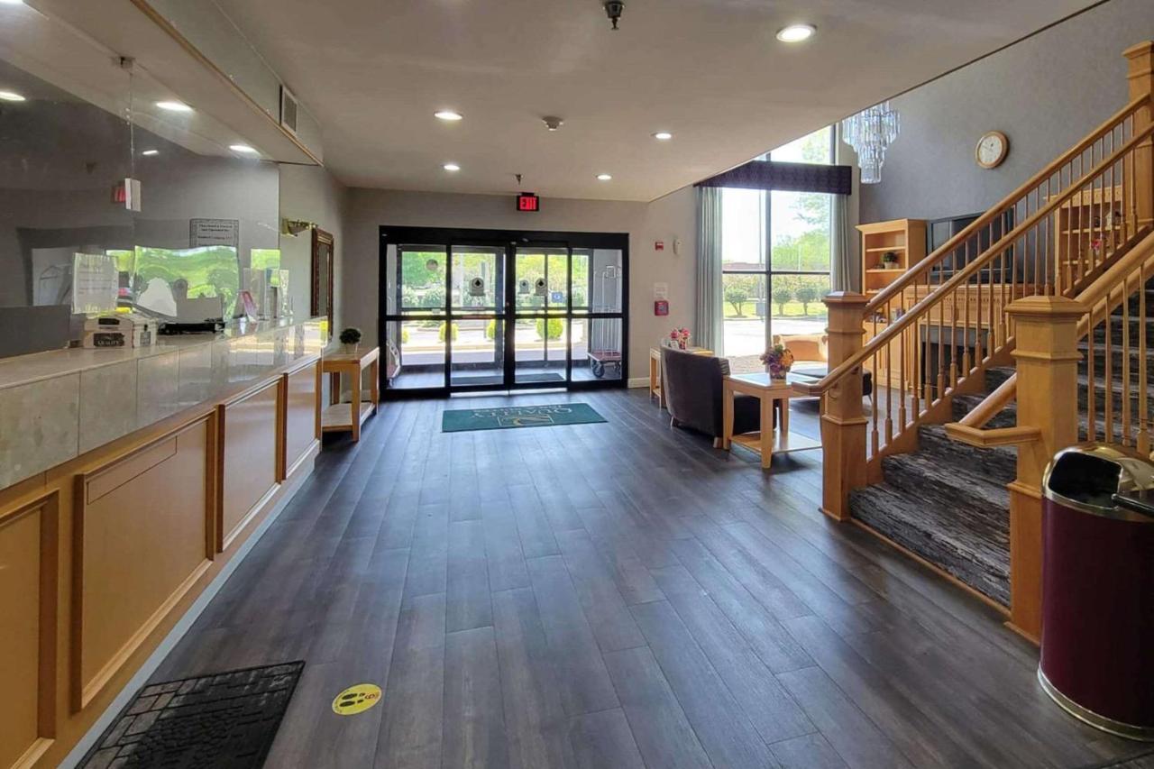 Quality Inn & Suites Quantico Stafford Εξωτερικό φωτογραφία