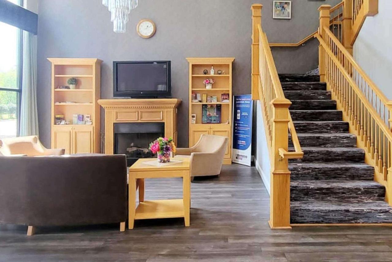 Quality Inn & Suites Quantico Stafford Εξωτερικό φωτογραφία